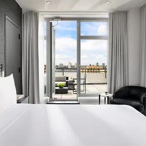 4* מלון Arthouse