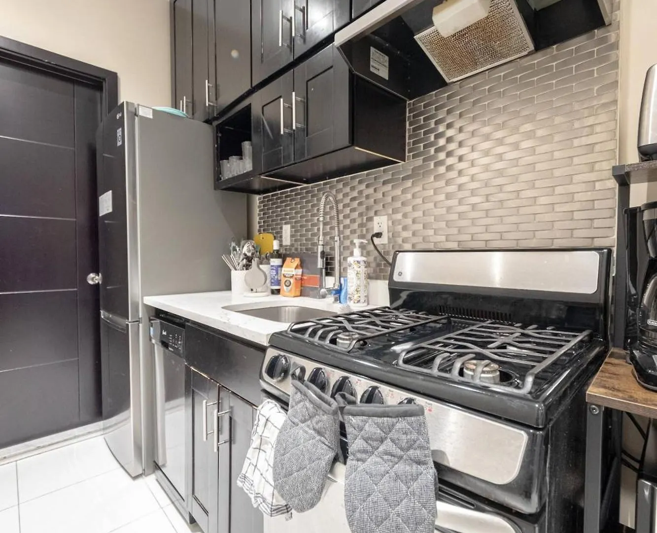 Appartement Spacious 4Br 2Ba Duplex Apt With Private Patio Wd New York États-Unis